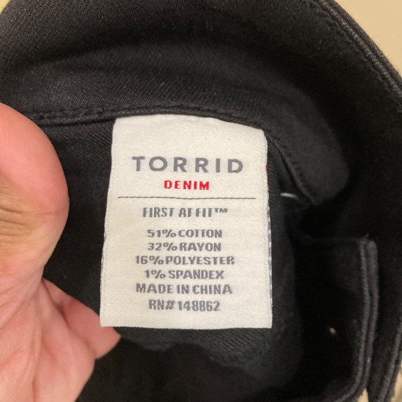 Torrid Jegging High-Rise Skinny Jean, Black, 10T - Picture 14 of 16